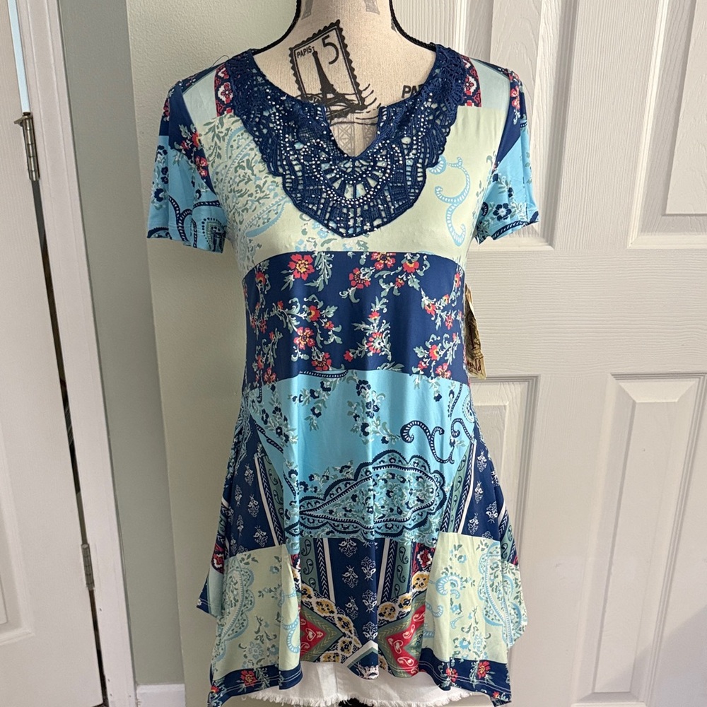 NWT ONE WORLD Navy and Cream Floral Tunic Women Size XS S